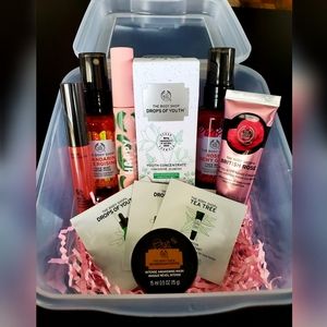 The Body Shop Goodies Box